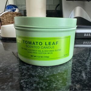 Trader Joe's Green Tomato Leaf Scented Candle